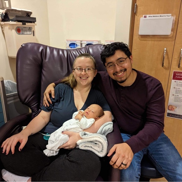 Meet your Posher, Taylor - Picture 9 of 10